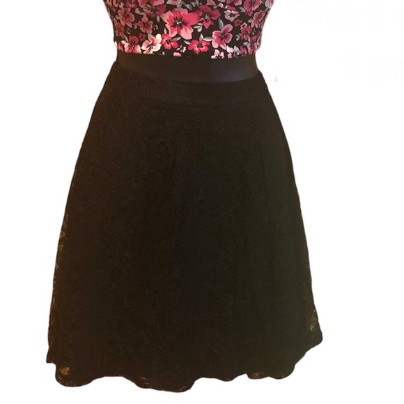 Express Dresses & Skirts - Express Lined Lace Skirt